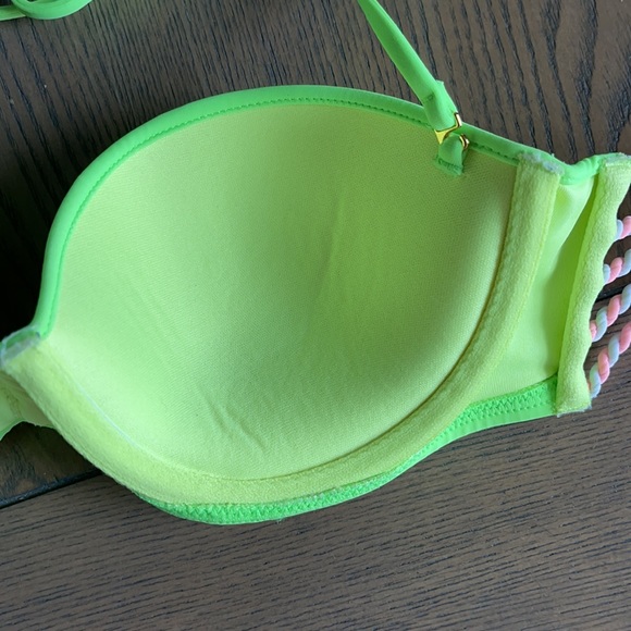 Lot of Victoria Secret Bikinis - Picture 6 of 15